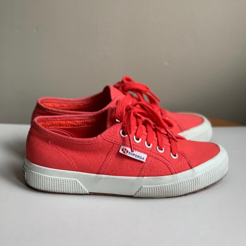 Superga Cotu Classic Pink Sneakers, size 6
